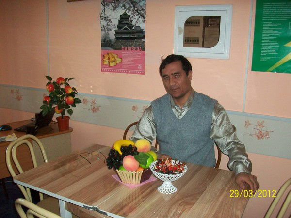 Равшан Хамрабоев