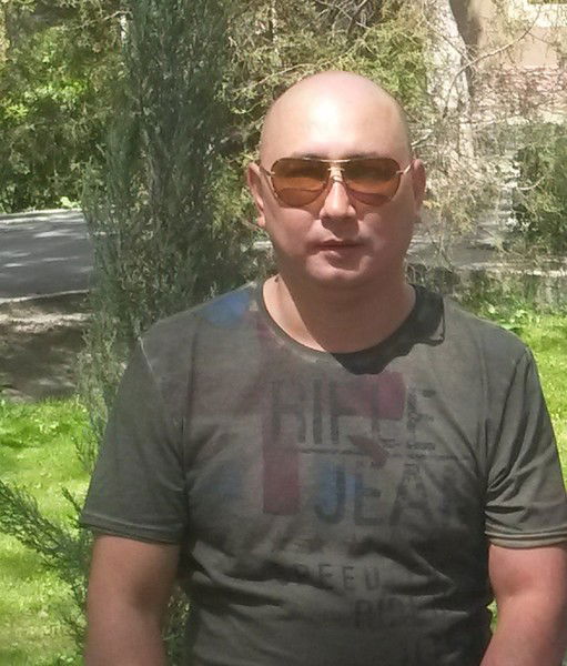 Димаш Накенов