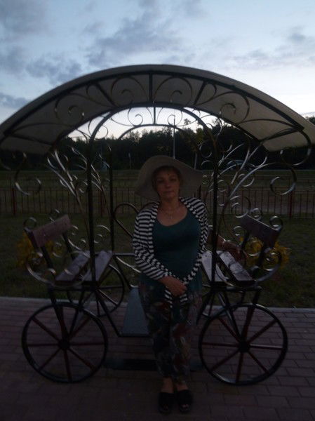 Нина Бондарчук