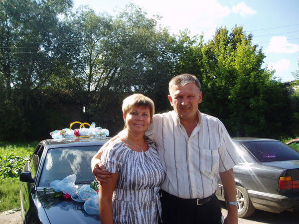 Тоня Комарова