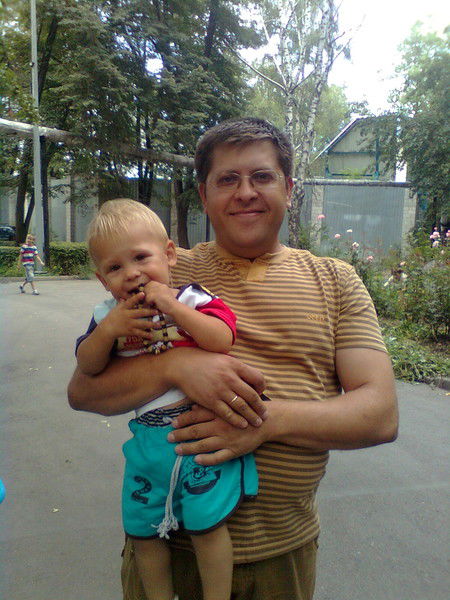 Дмитрий Бештомов