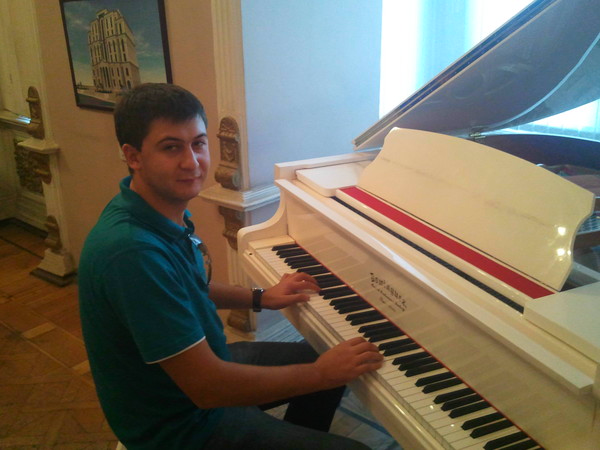 Никита Неруш