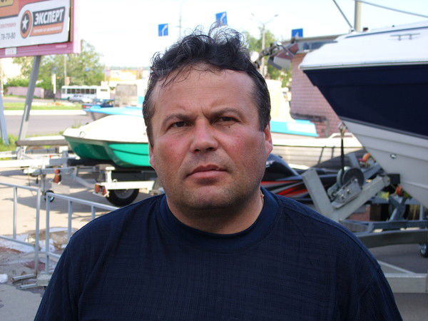 Игорь Леонов