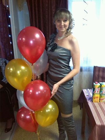 Анна Захарова