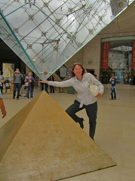 Елена Шарова