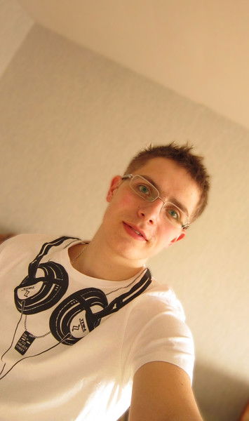 Андрей Плотников