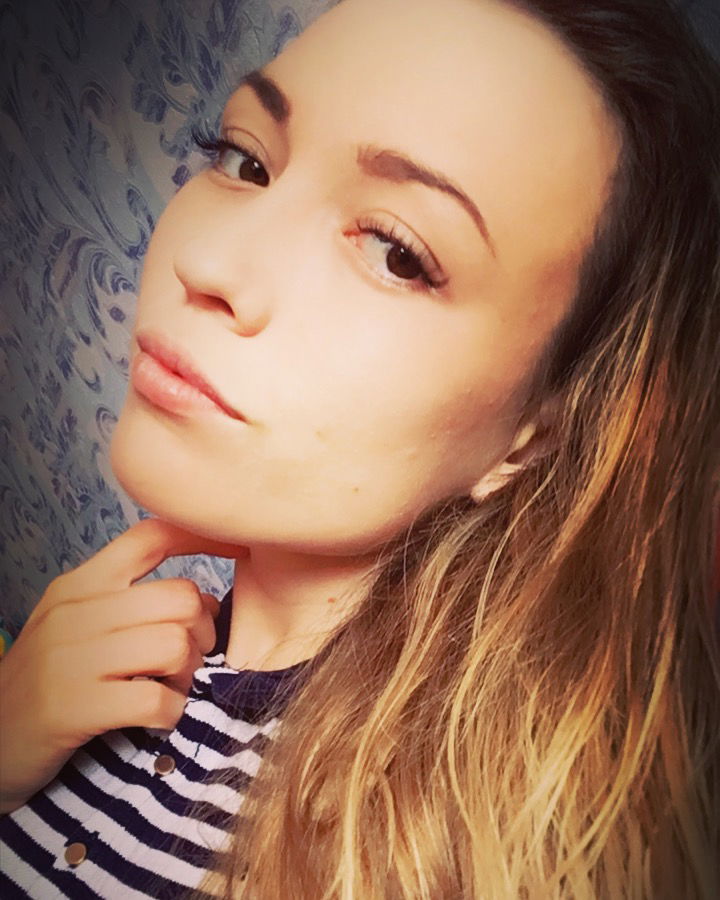 Юленькаааа Ааааа)