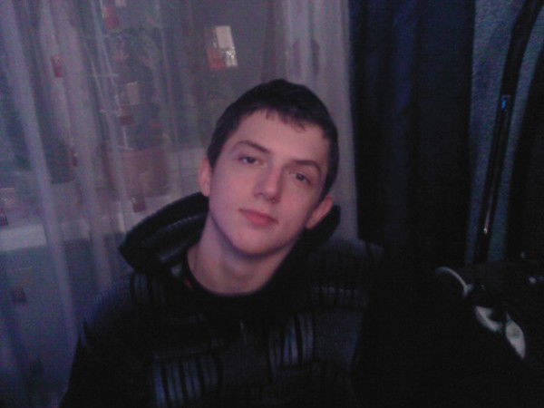 Димон Акулов