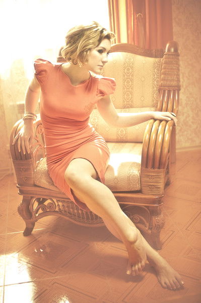 Анна Устинова