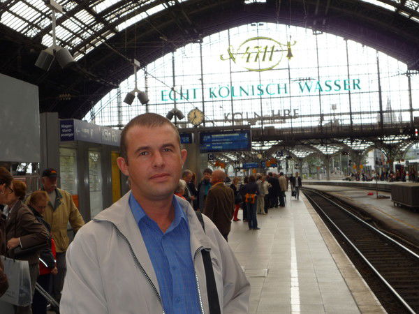 Владимир Емельянов