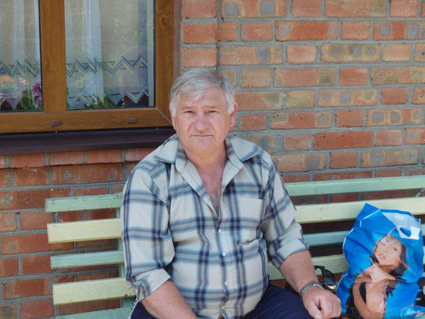 Геннадий Попов