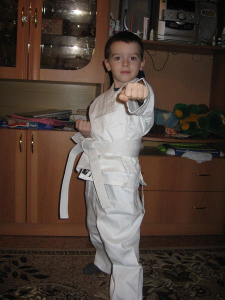 Костя Денисов