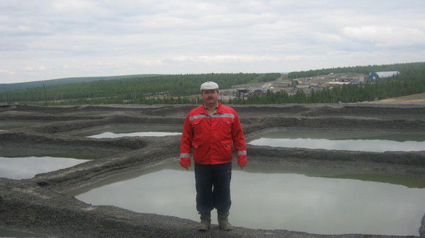 Владимир Глухов