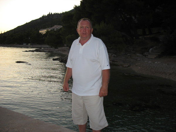 Александр Бурлуцкий