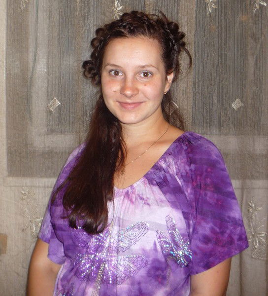 Анна Попова