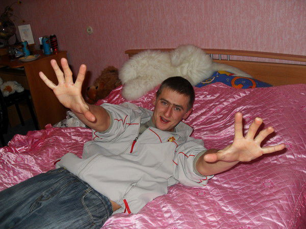 Попов Роман