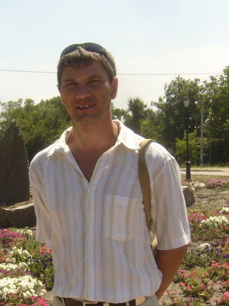 Виталий Иванов