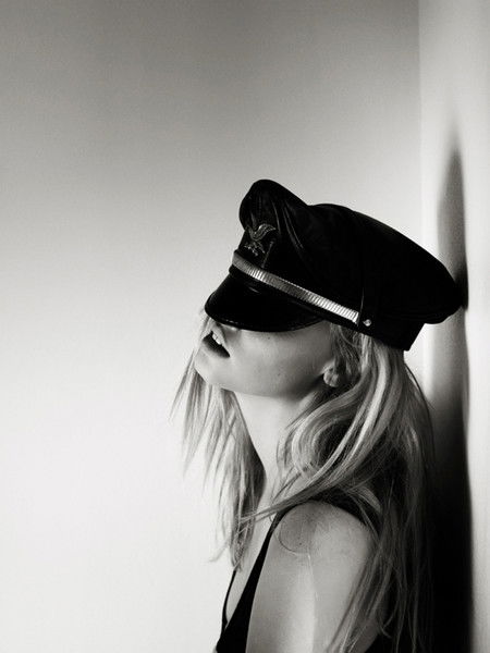 Мадам Бунтарка