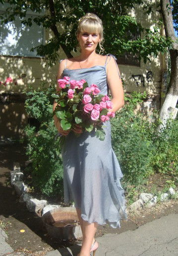 Алёна Устинова