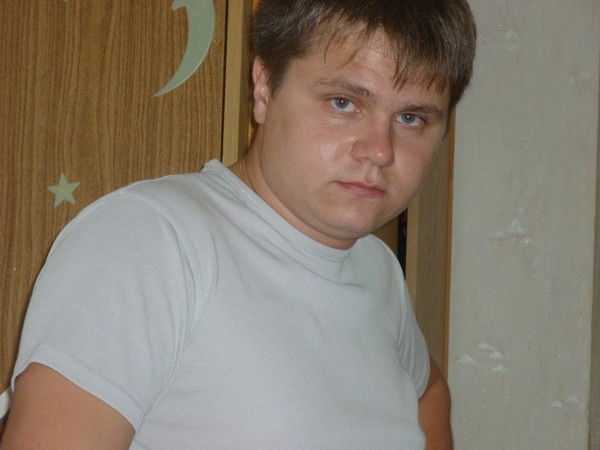 Евгений Нарохин