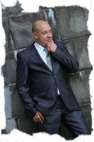 Антон Ворона