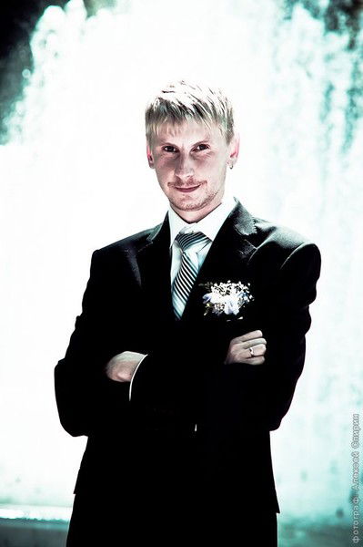 Макс Апанасенко