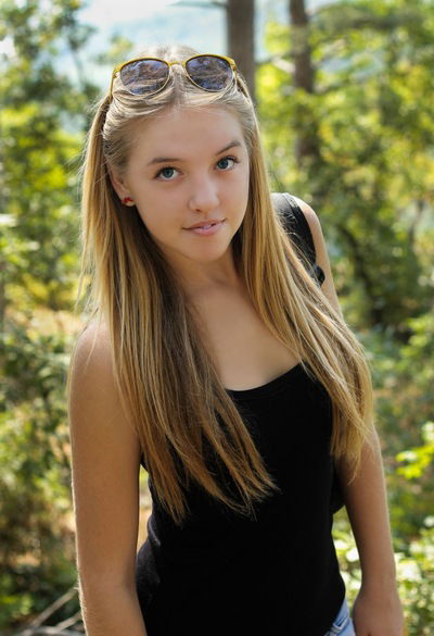 Юля Шомская