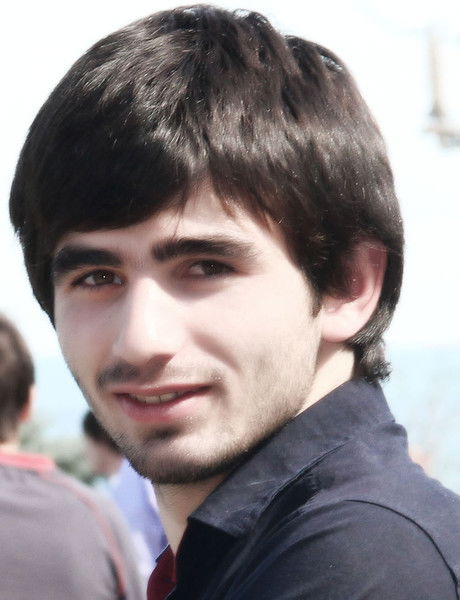 Мухид Узайров