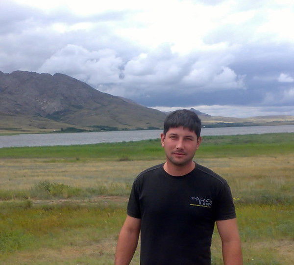 Александр Холупенко