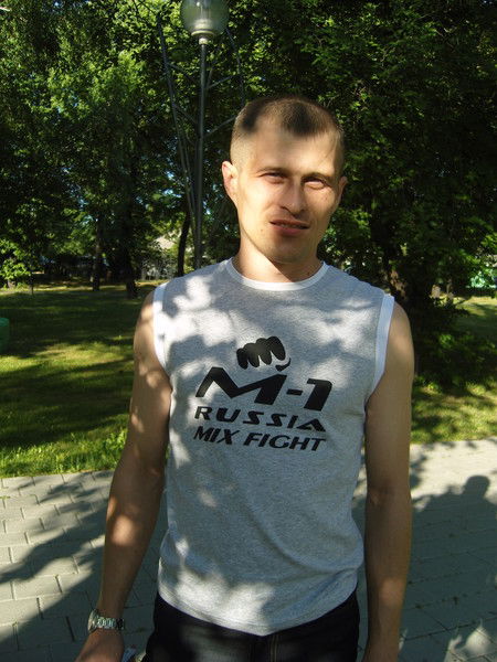 Виталий Белоус