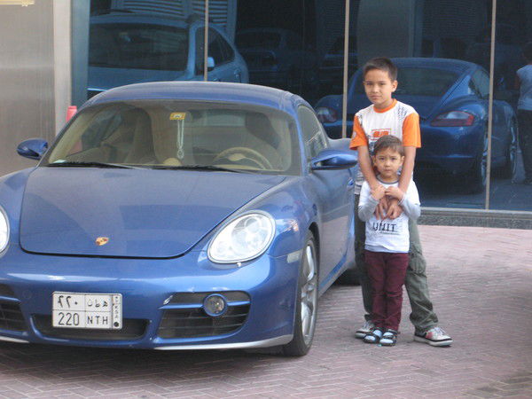 Малик Омарханов