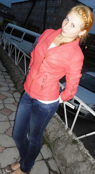 Алёнчик Лавренова