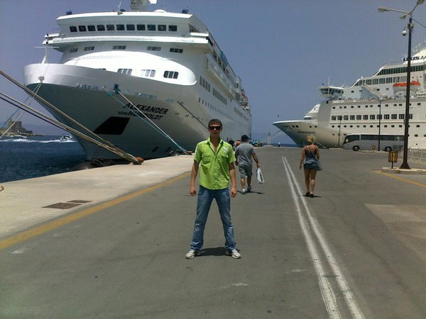 Александр Александров