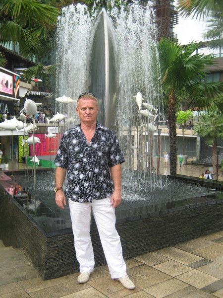 Владимир Сухоруков