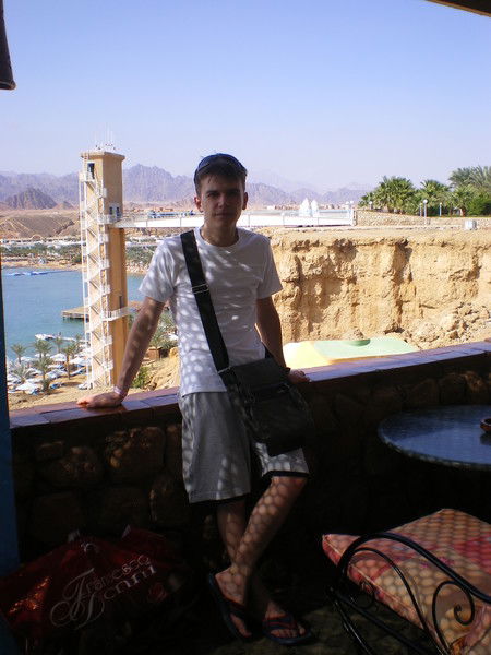 Антон Двужилов