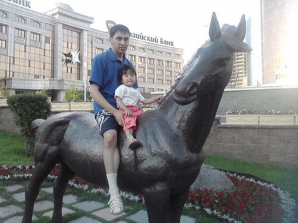 Мурат Хасенов