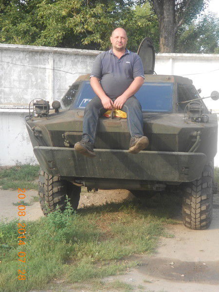 Александр Деревянко