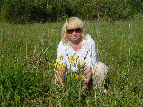 Надя Строкач