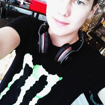 Александр Головачев