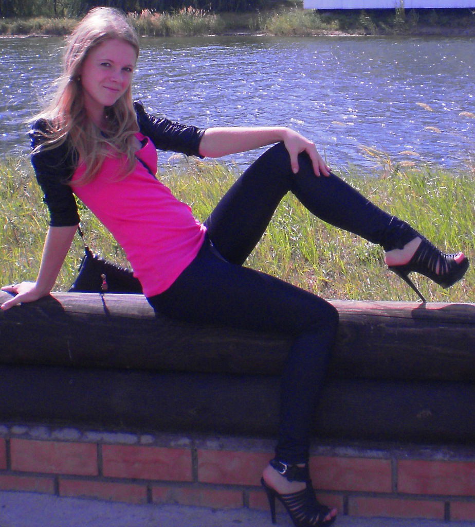 Анютка Максимова