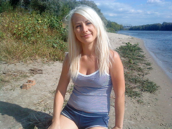 Лена Каребина