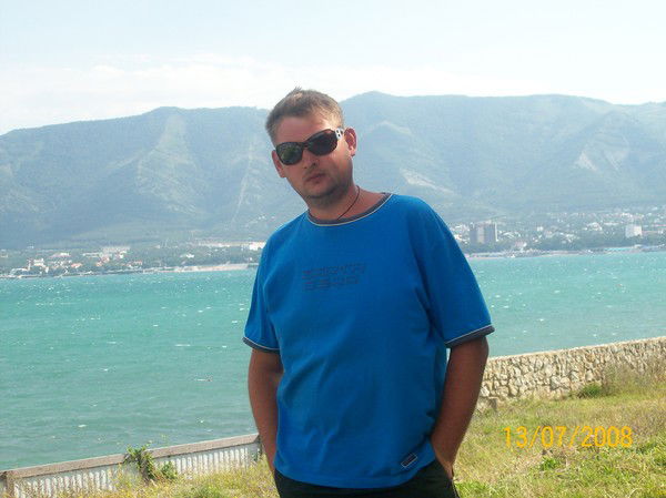 Роман Хижняк