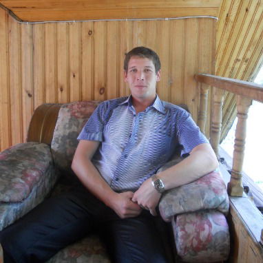 Михаил Попов