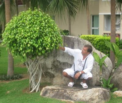 Александр Иванов