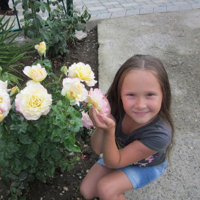 Оля Денисова