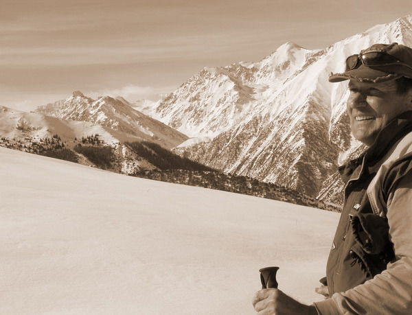 Олег Лазарев