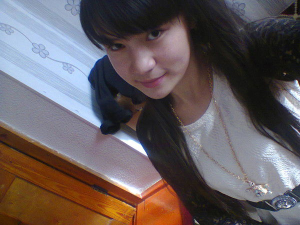 ===Pretti=== ===Girl===