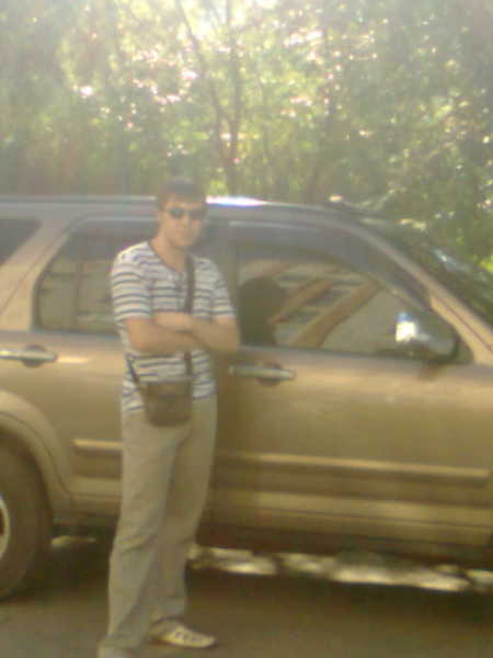 Гена Кушинский