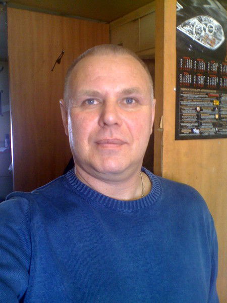 Эдуард Савиных