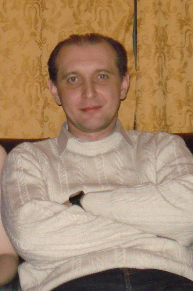 Александр Сухов